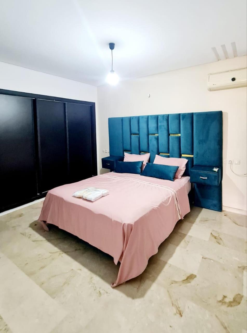 Fes Urban Apartment - Urban Elegance With Garden And Pool Access Dış mekan fotoğraf